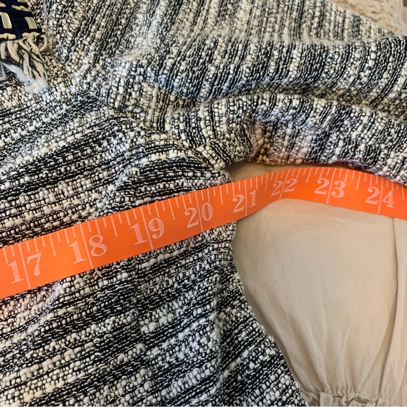 CHICO’S size 2 (size 12-14) blazer jacket unique yoke and fringe black and white - Picture 10 of 12